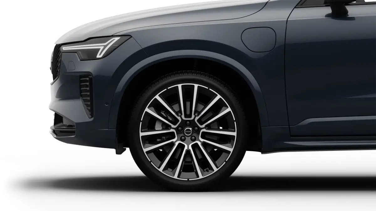 2.0 T8 Plug-in hybrid AWD Ultra Dark Exec. Ed. | Extra getint glas | Luchtvering | 22" lichtmetalen velgen | Massagefunctie voorstoelen | Bowers & Wilkens audiosysteem