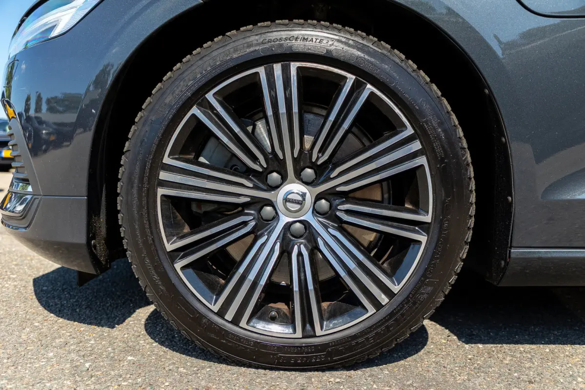 2.0 T8 Twin Engine AWD I Inscription I Bowers & Wilkens I Panoramadak I Trekhaak I Pilot assist