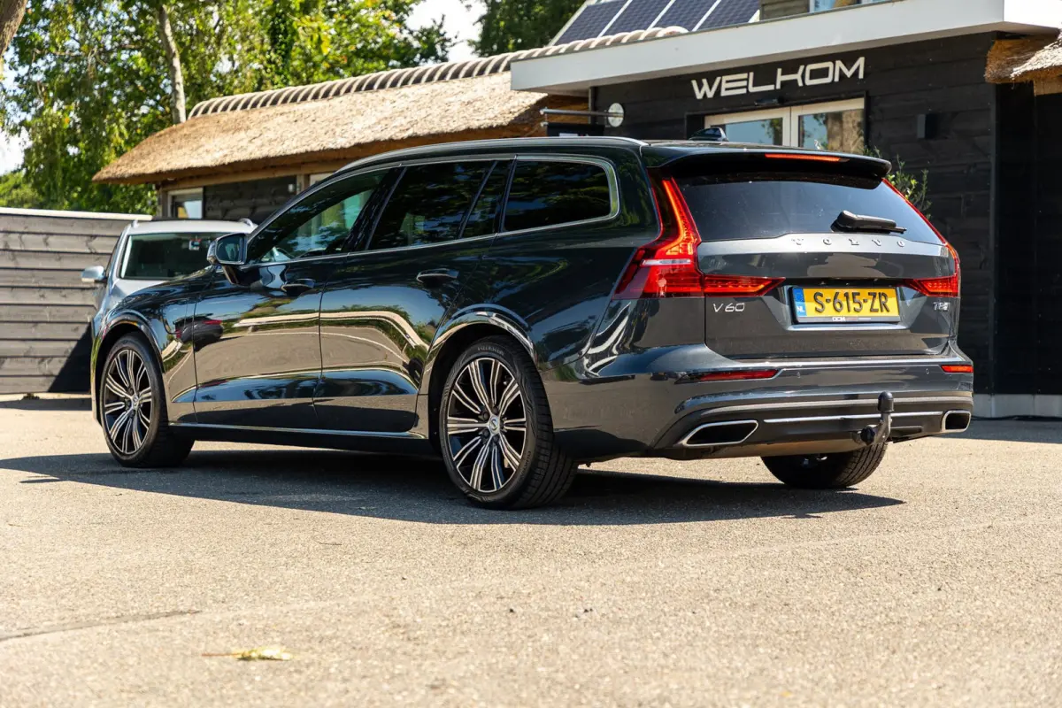2.0 T8 Twin Engine AWD I Inscription I Bowers & Wilkens I Panoramadak I Trekhaak I Pilot assist