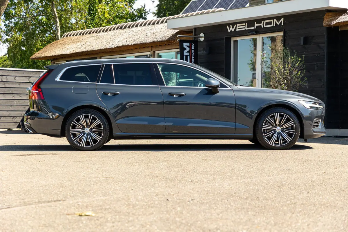 2.0 T8 Twin Engine AWD I Inscription I Bowers & Wilkens I Panoramadak I Trekhaak I Pilot assist
