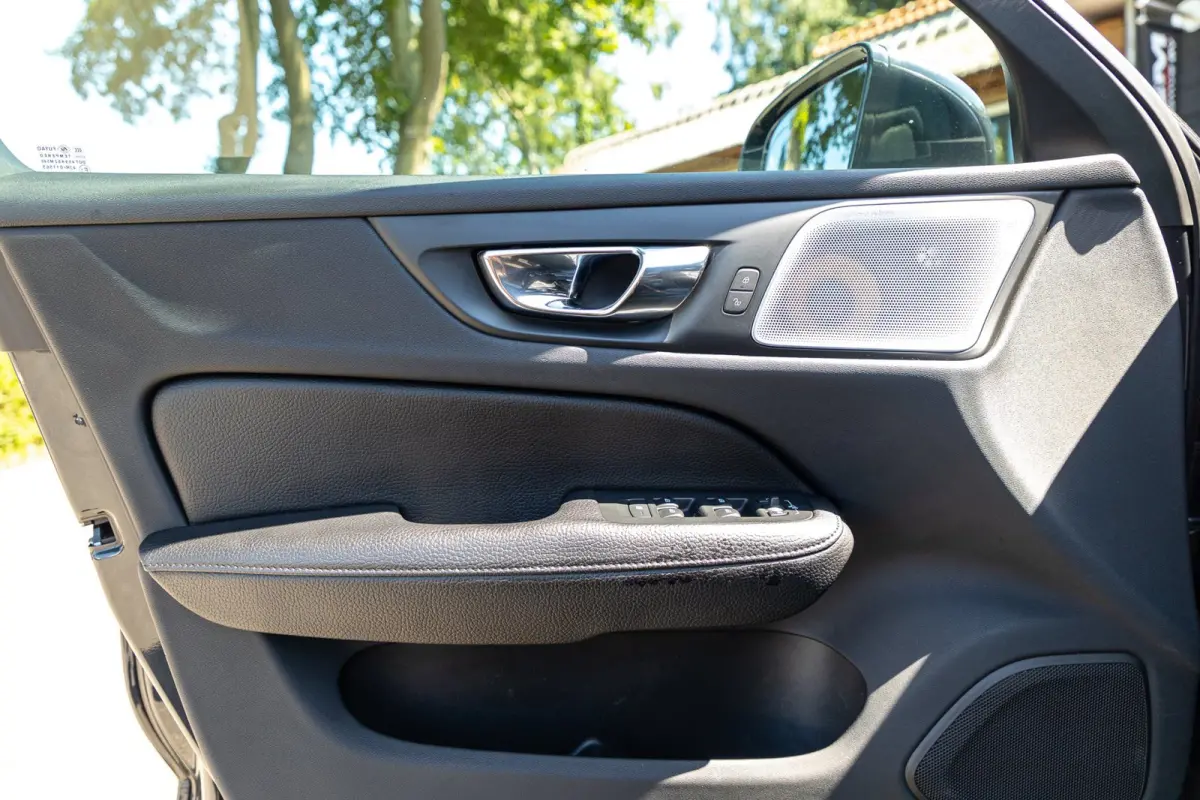 2.0 T8 Twin Engine AWD I Inscription I Bowers & Wilkens I Panoramadak I Trekhaak I Pilot assist