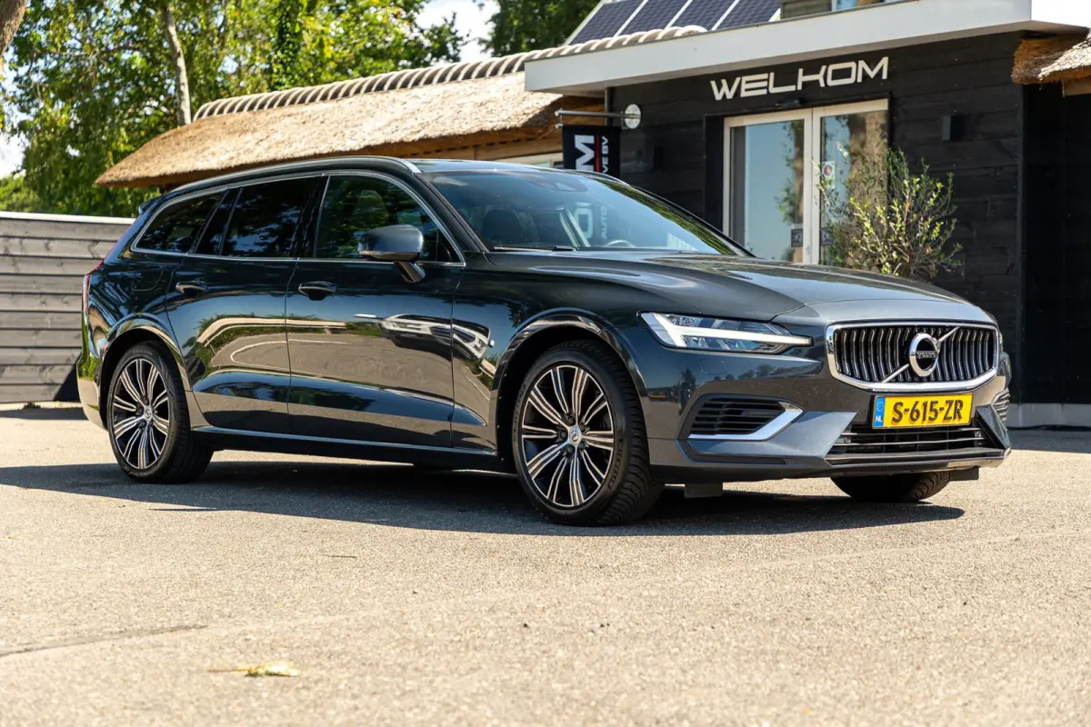 2.0 T8 Twin Engine AWD I Inscription I Bowers & Wilkens I Panoramadak I Trekhaak I Pilot assist