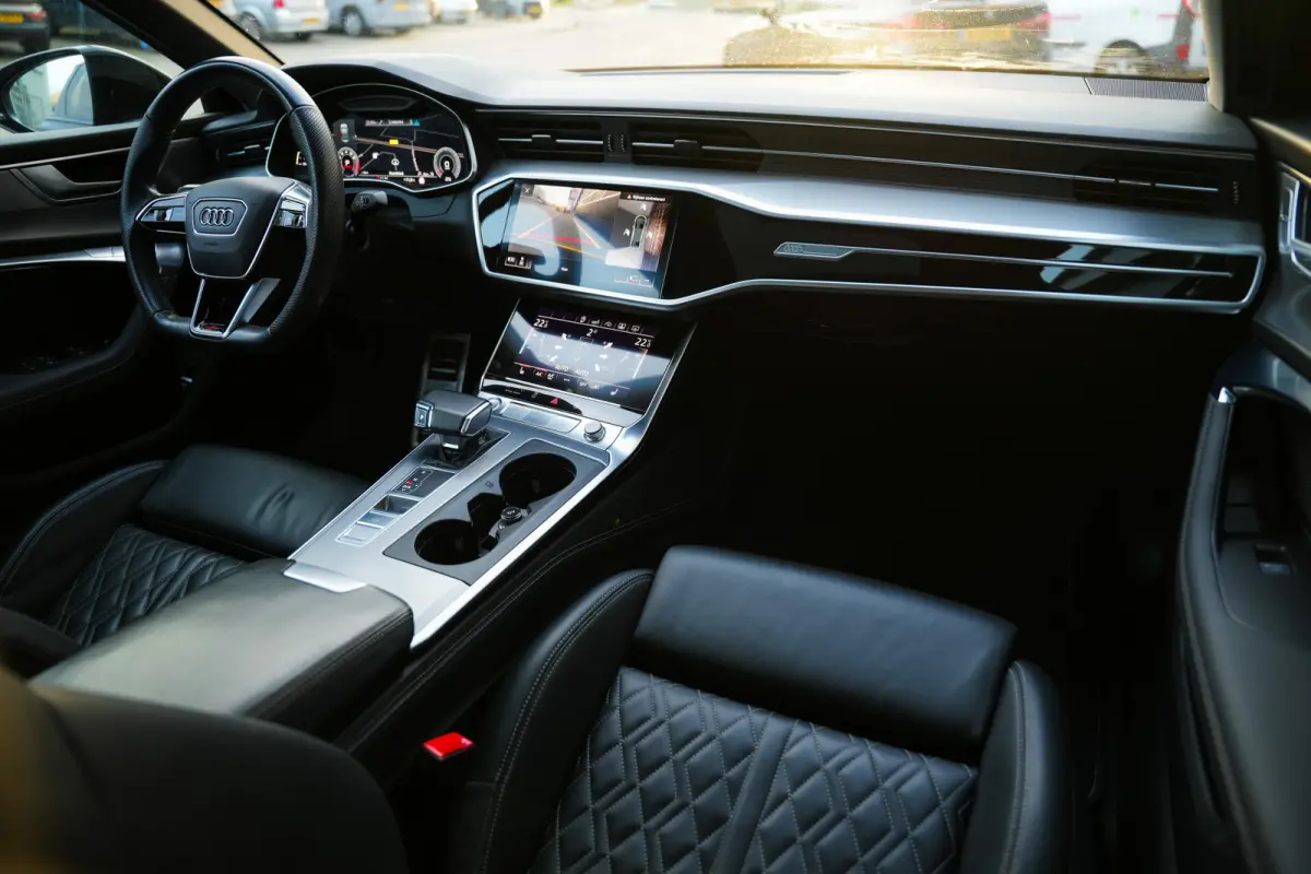 45 TFSI 245 pk S Edition /NL-Auto/ Pano-Dak/ B&O-Sound/ 360-Camera/ Sport-Stoelen/ Stoel.Verw/ Adap.Cruise/ 20'' LMV