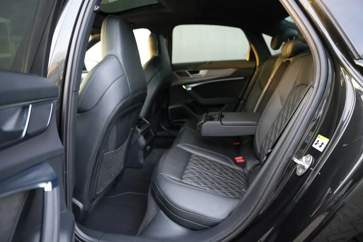 45 TFSI 245 pk S Edition /NL-Auto/ Pano-Dak/ B&O-Sound/ 360-Camera/ Sport-Stoelen/ Stoel.Verw/ Adap.Cruise/ 20'' LMV