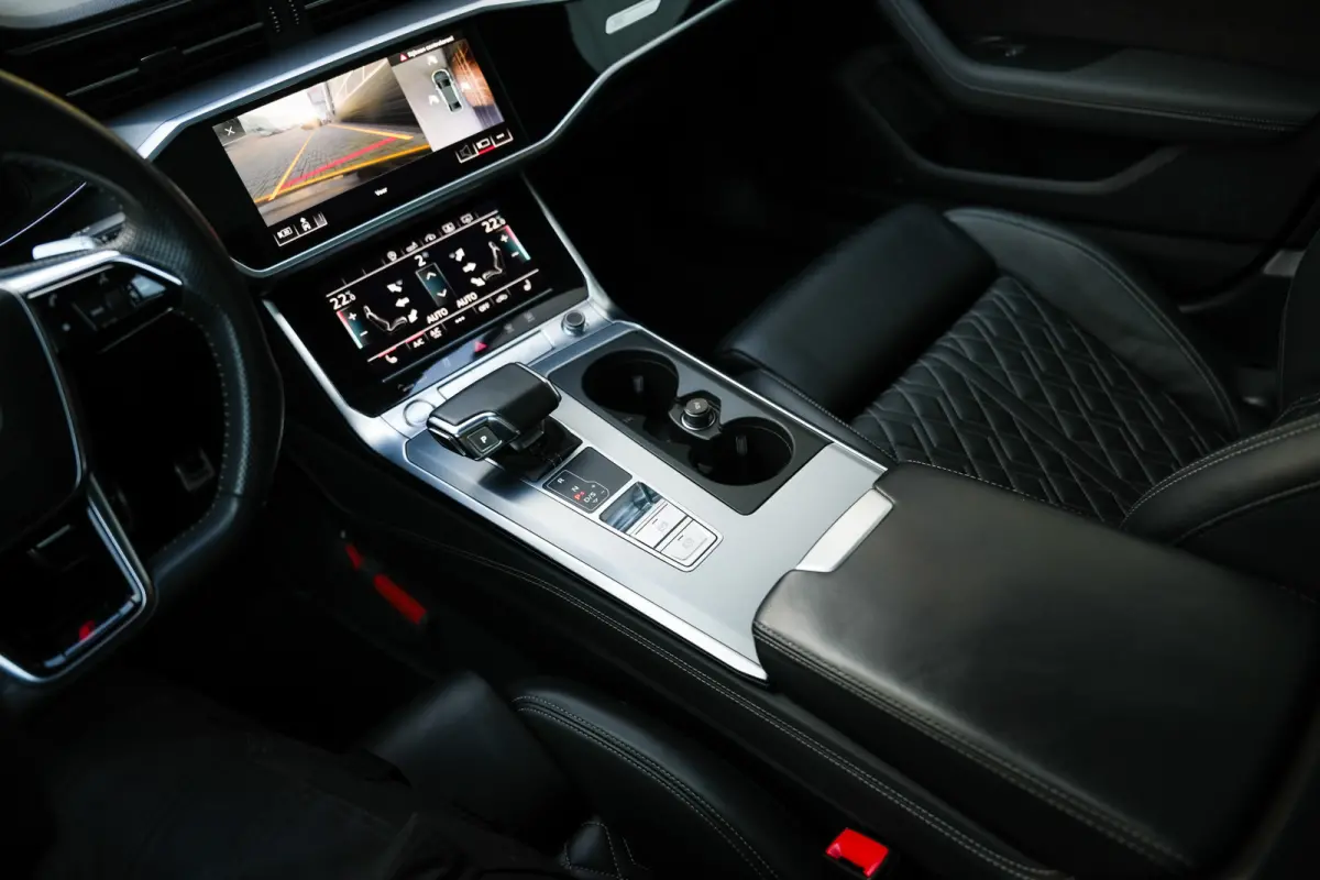 45 TFSI 245 pk S Edition /NL-Auto/ Pano-Dak/ B&O-Sound/ 360-Camera/ Sport-Stoelen/ Stoel.Verw/ Adap.Cruise/ 20'' LMV