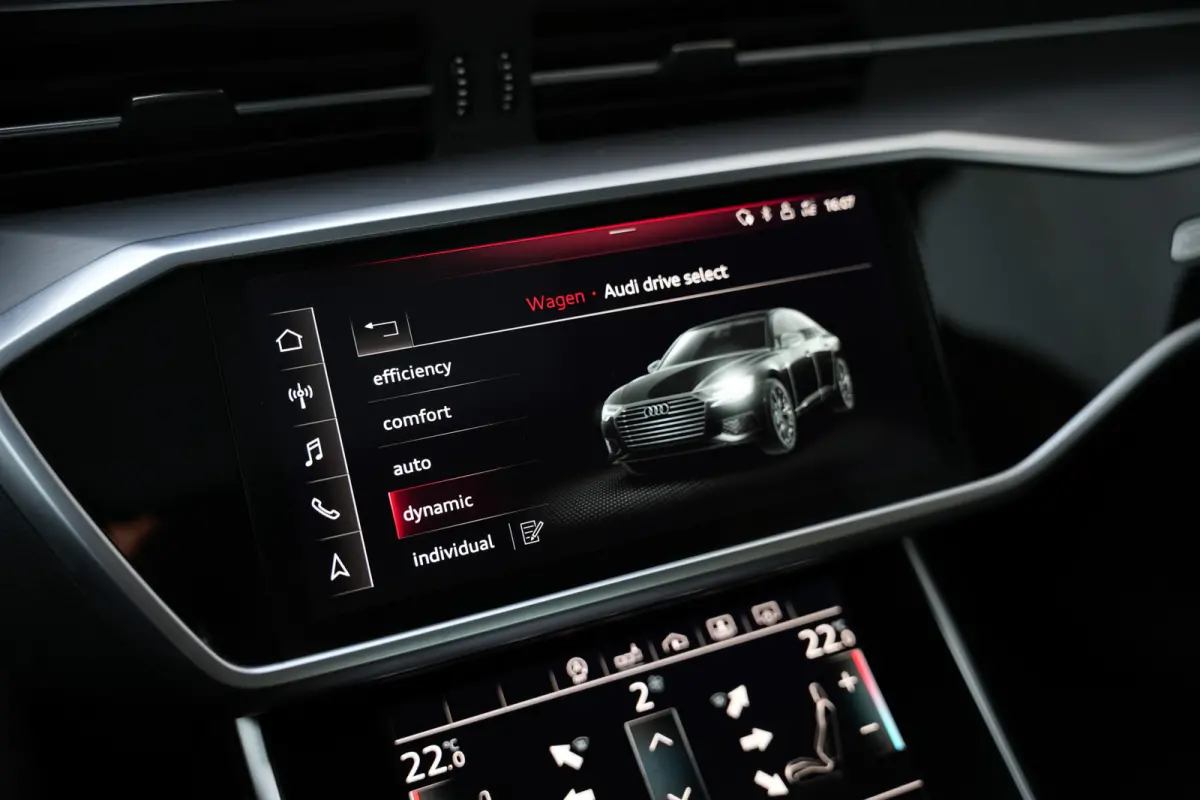 45 TFSI 245 pk S Edition /NL-Auto/ Pano-Dak/ B&O-Sound/ 360-Camera/ Sport-Stoelen/ Stoel.Verw/ Adap.Cruise/ 20'' LMV
