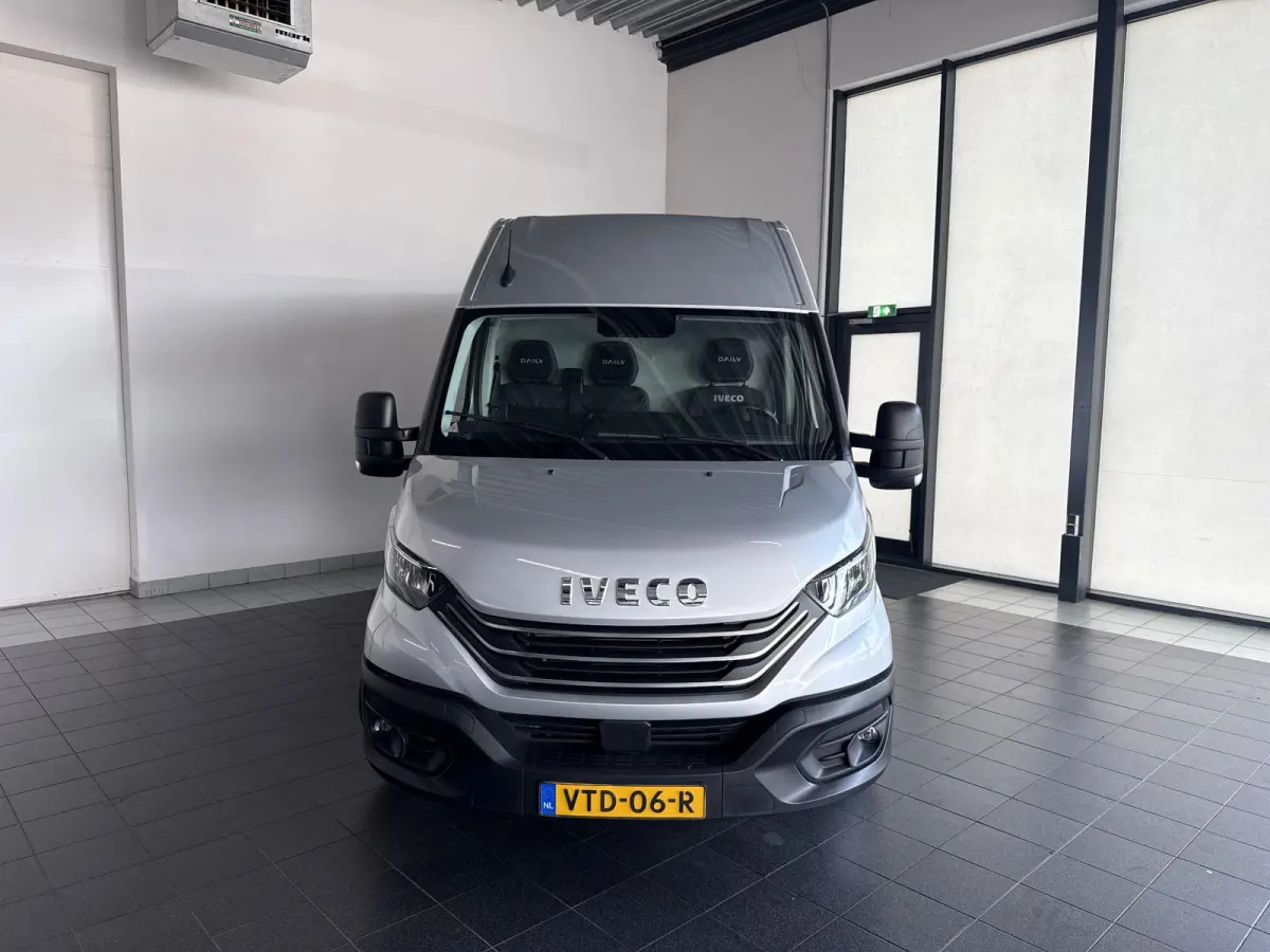 35S16V 2.3 352L H3 | AUTOMAAT | Trekhaak | Parkeercamera | Navigatie |