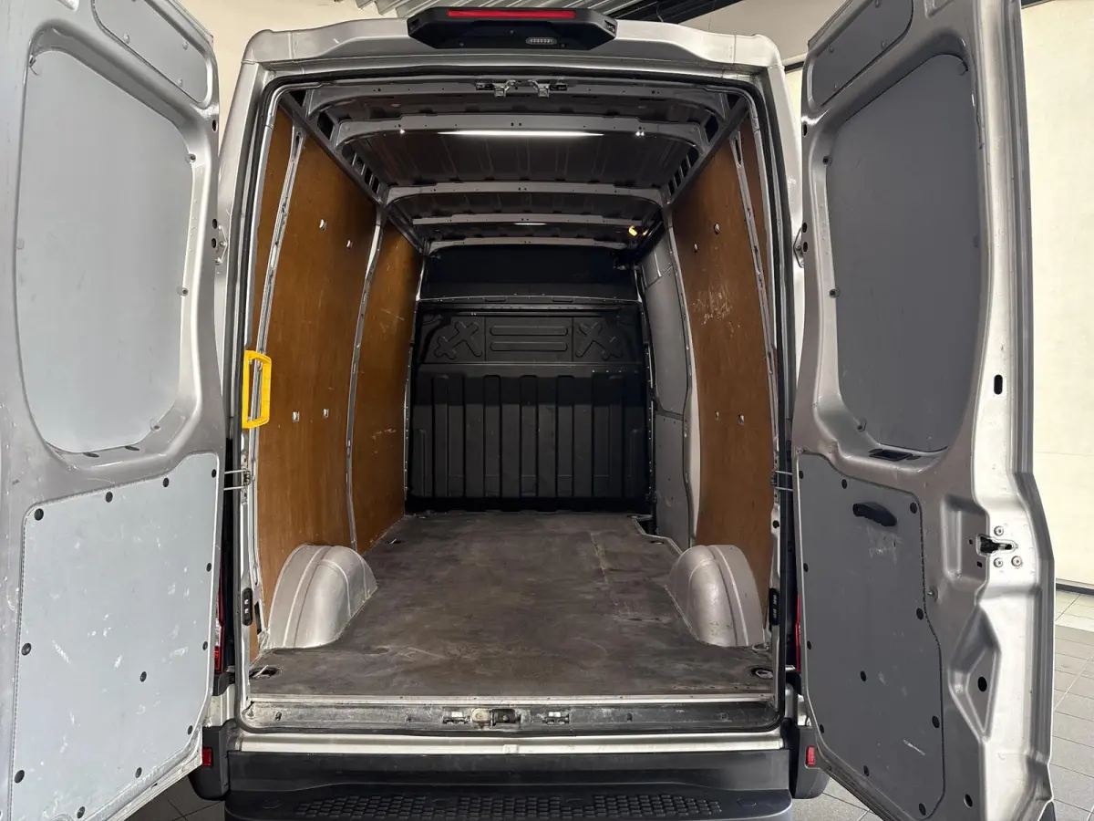 35S16V 2.3 352L H3 | AUTOMAAT | Trekhaak | Parkeercamera | Navigatie |