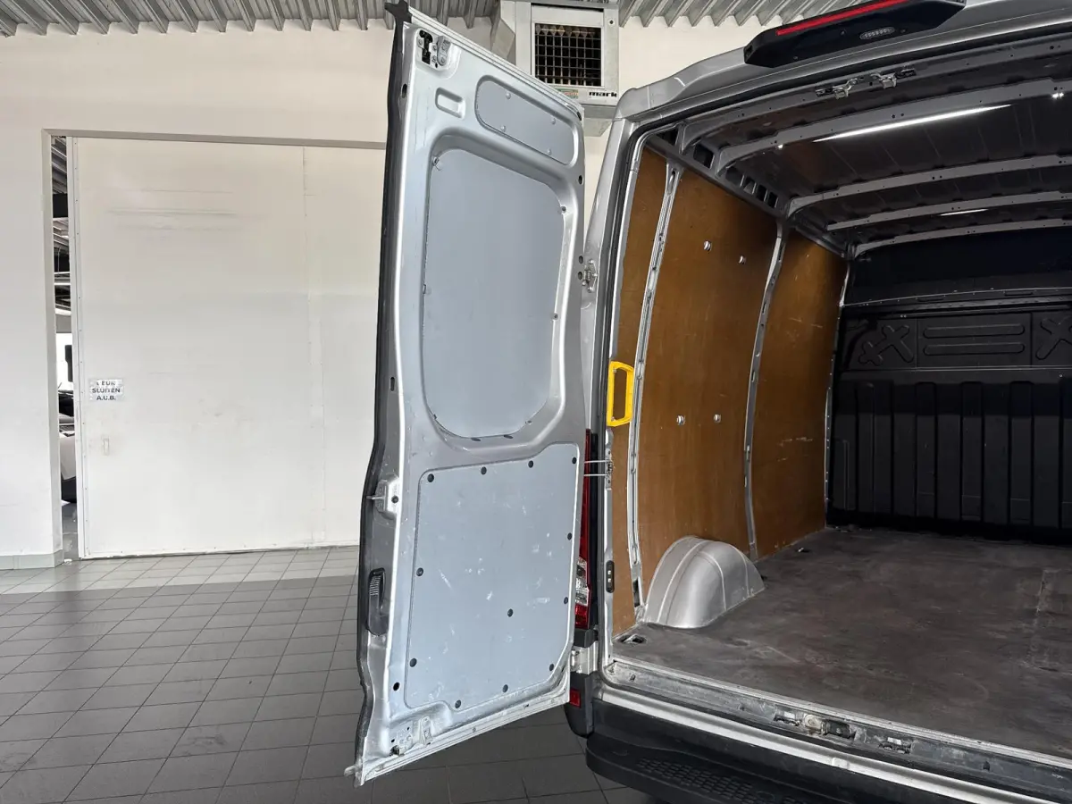 35S16V 2.3 352L H3 | AUTOMAAT | Trekhaak | Parkeercamera | Navigatie |