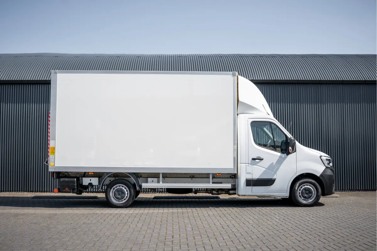 2.3dCi | Bakwagen met Laadklep | LED | Carplay | Camera | Cruise