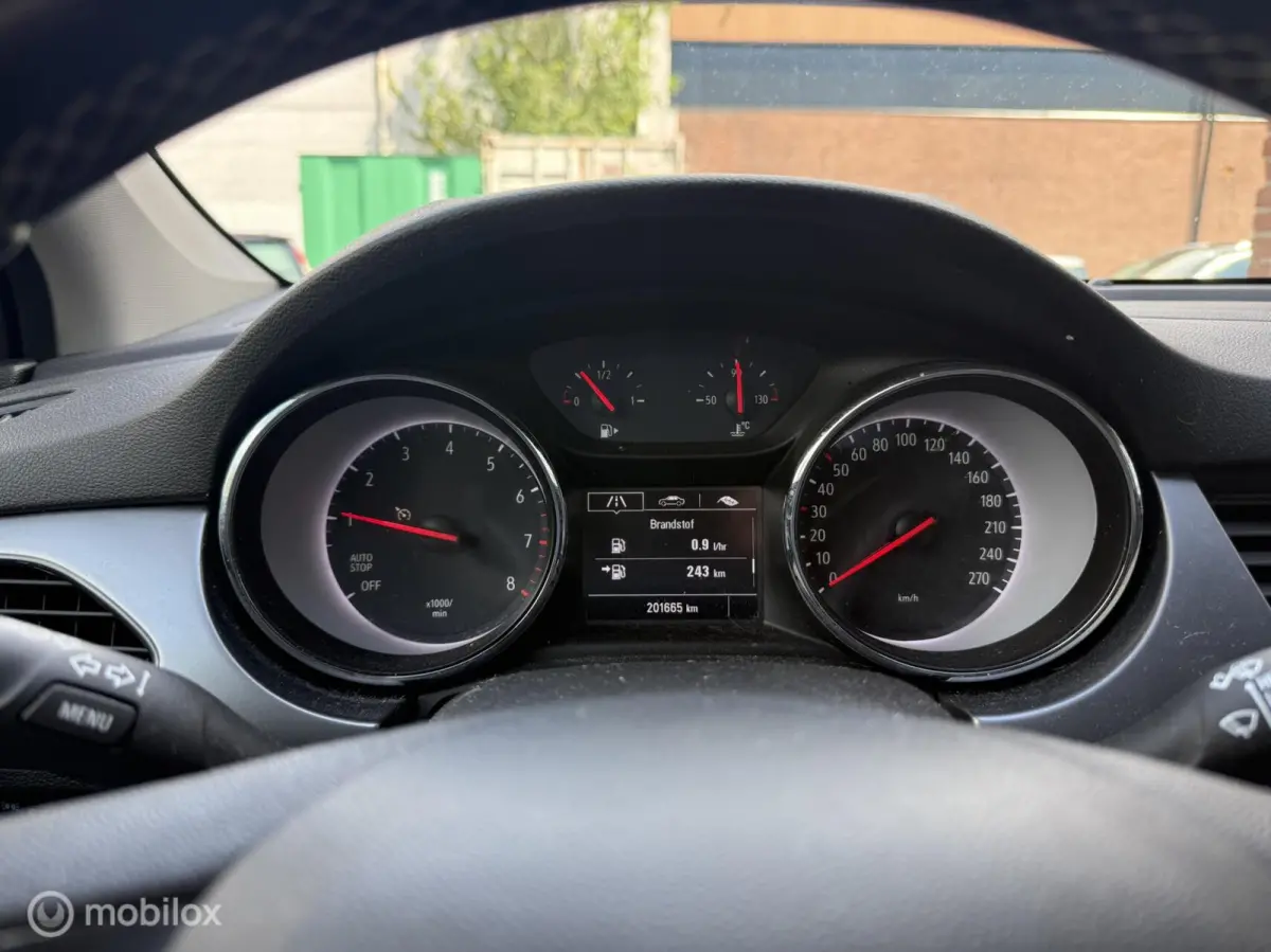 1.0 Turbo 120 Jaar TREKHAAK|CAMERA