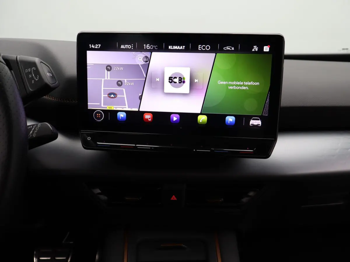 Business 62 kWh | Apple Carplay / Android Auto | Virtual Cockpit | Privacy Glass | Keyless |