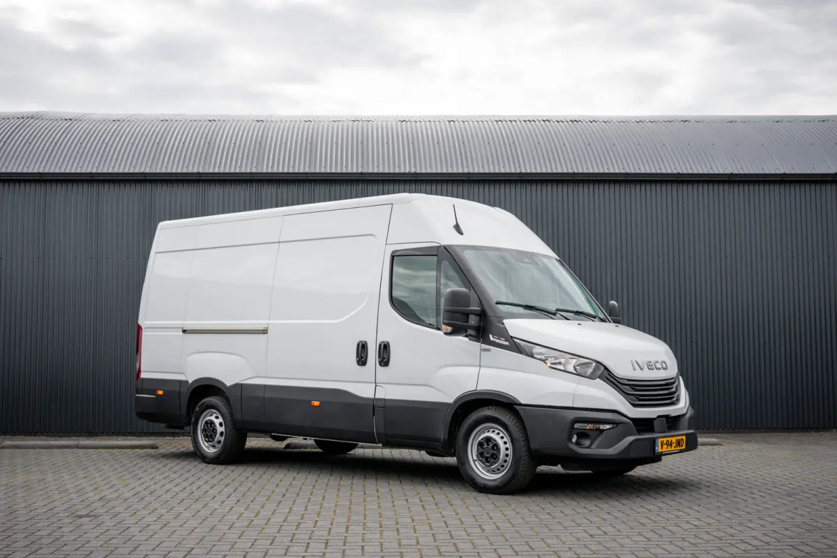 35S18 | 3.0L 180PK | Automaat | NW MODEL | 3.5T Trekgewicht | Camera | Carplay | Climate
