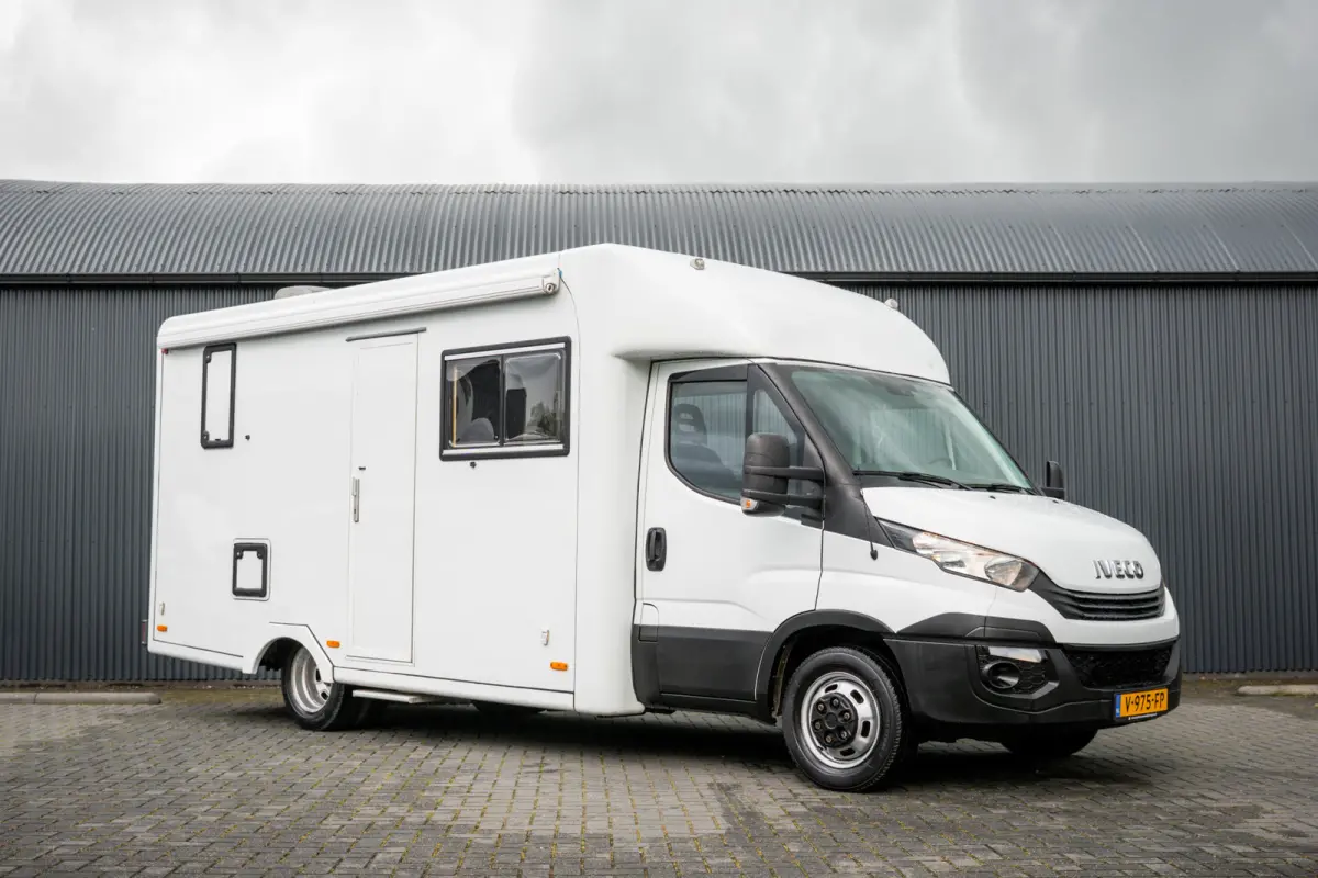 40C18 3.0L 180PK | Camperkandidaat | 1ste Eigenaar | Automaat | Euro 6 | Camera | 3.5T Trekgewicht