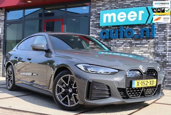 40 84 kWh High Executive M-SPORT l SOH 96,4% l H/K l HUD l 360 l SCHUIFDAK l DRAVITGRAU l SFEER l ORG.NL l 1e EIG l