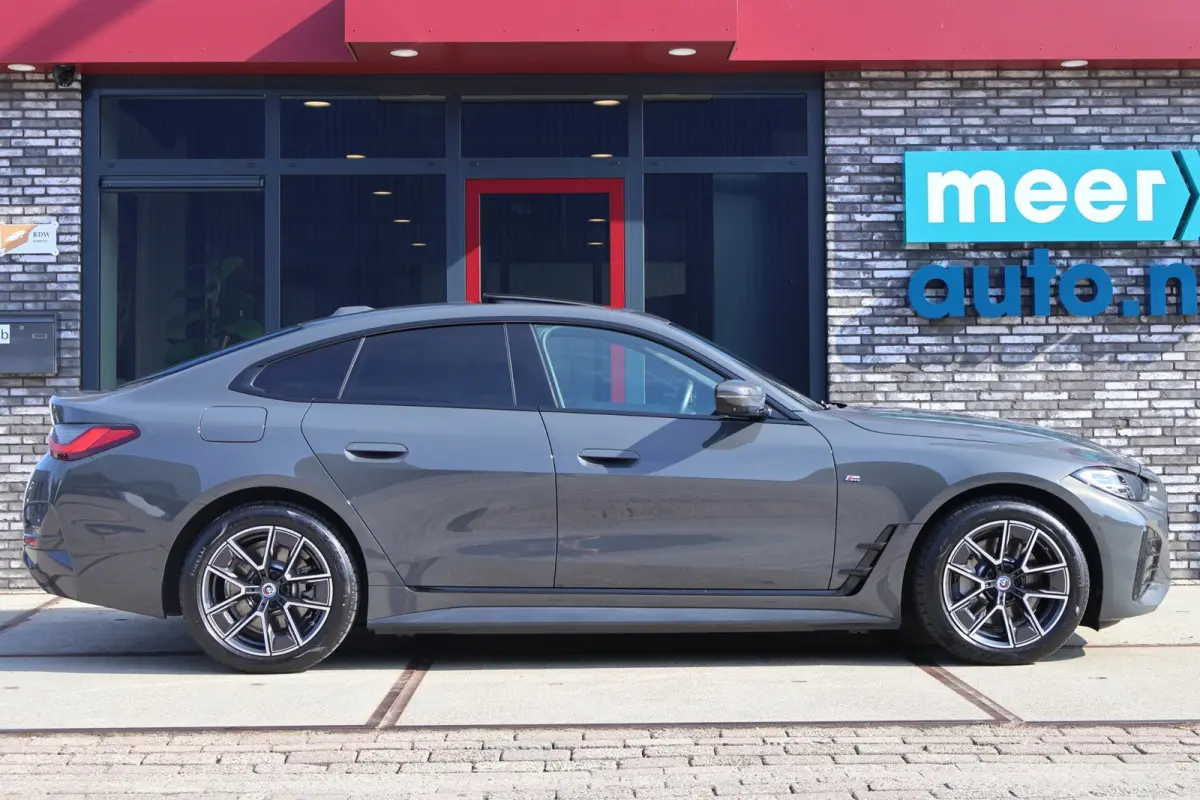 40 84 kWh High Executive M-SPORT l SOH 96,4% l H/K l HUD l 360 l SCHUIFDAK l DRAVITGRAU l SFEER l ORG.NL l 1e EIG l