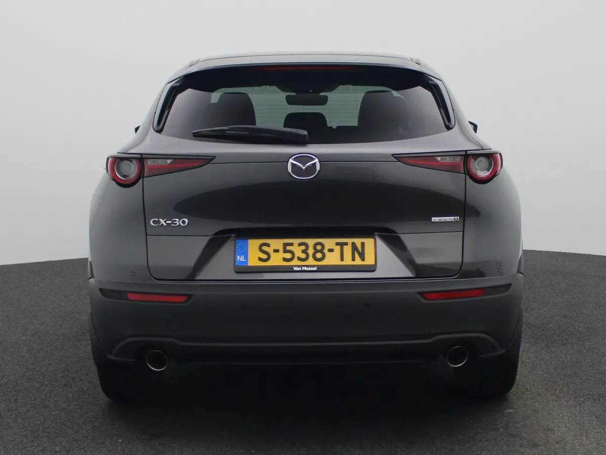 2.0 e-SkyActiv-X M Hybrid Luxury | Automaat | schuif-/kanteldak | Bose-audiosysteem | Leder | Trekhaak | Memory seats | DAB | Head up display | camera | Stoel- Stuurverwarming | Elektrische 
