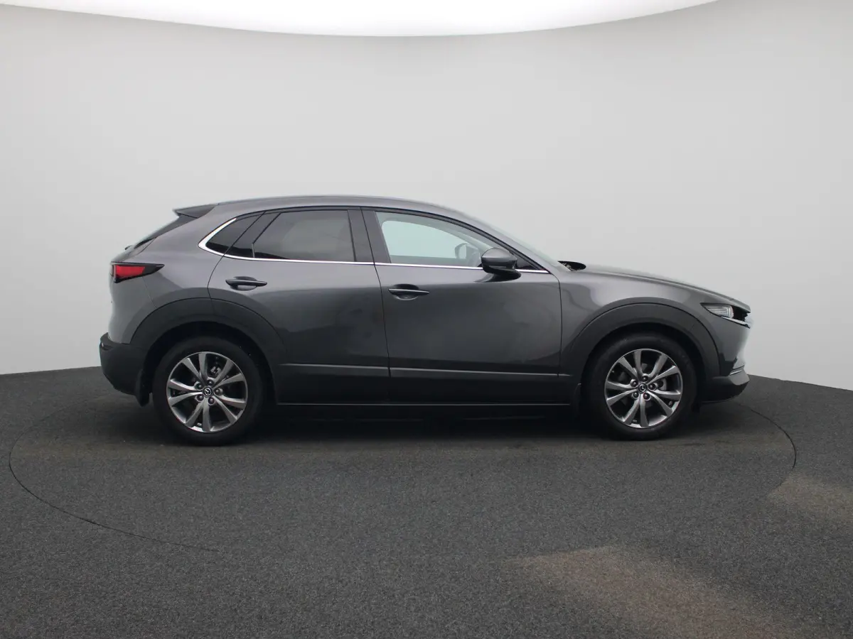 2.0 e-SkyActiv-X M Hybrid Luxury | Automaat | schuif-/kanteldak | Bose-audiosysteem | Leder | Trekhaak | Memory seats | DAB | Head up display | camera | Stoel- Stuurverwarming | Elektrische 