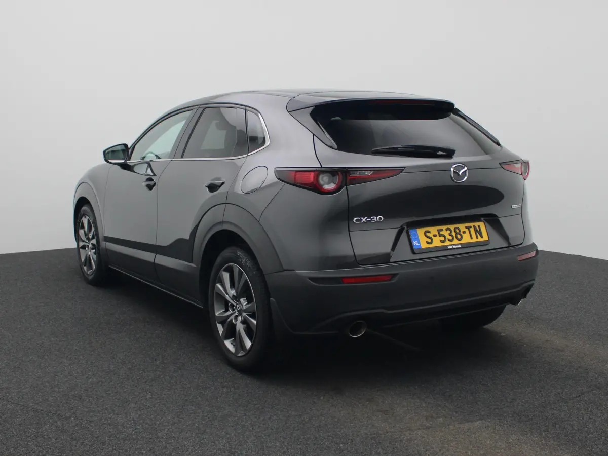 2.0 e-SkyActiv-X M Hybrid Luxury | Automaat | schuif-/kanteldak | Bose-audiosysteem | Leder | Trekhaak | Memory seats | DAB | Head up display | camera | Stoel- Stuurverwarming | Elektrische 