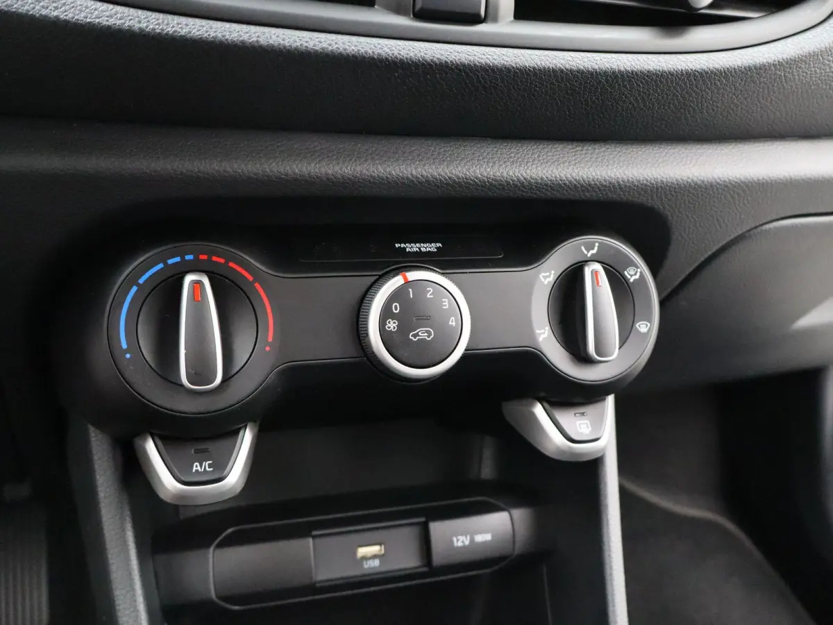 1.0 DPi DynamicLine | Airco | Apple Carplay / Android Auto | Camera |