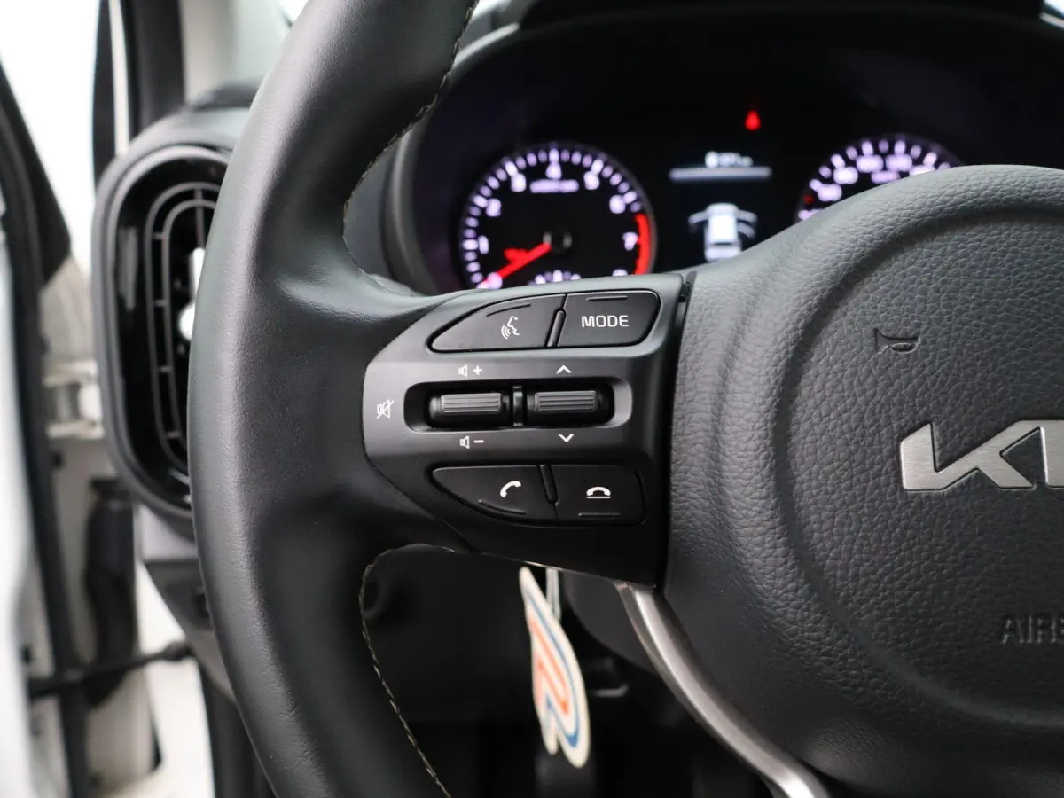 1.0 DPi DynamicLine | Airco | Apple Carplay / Android Auto | Camera |