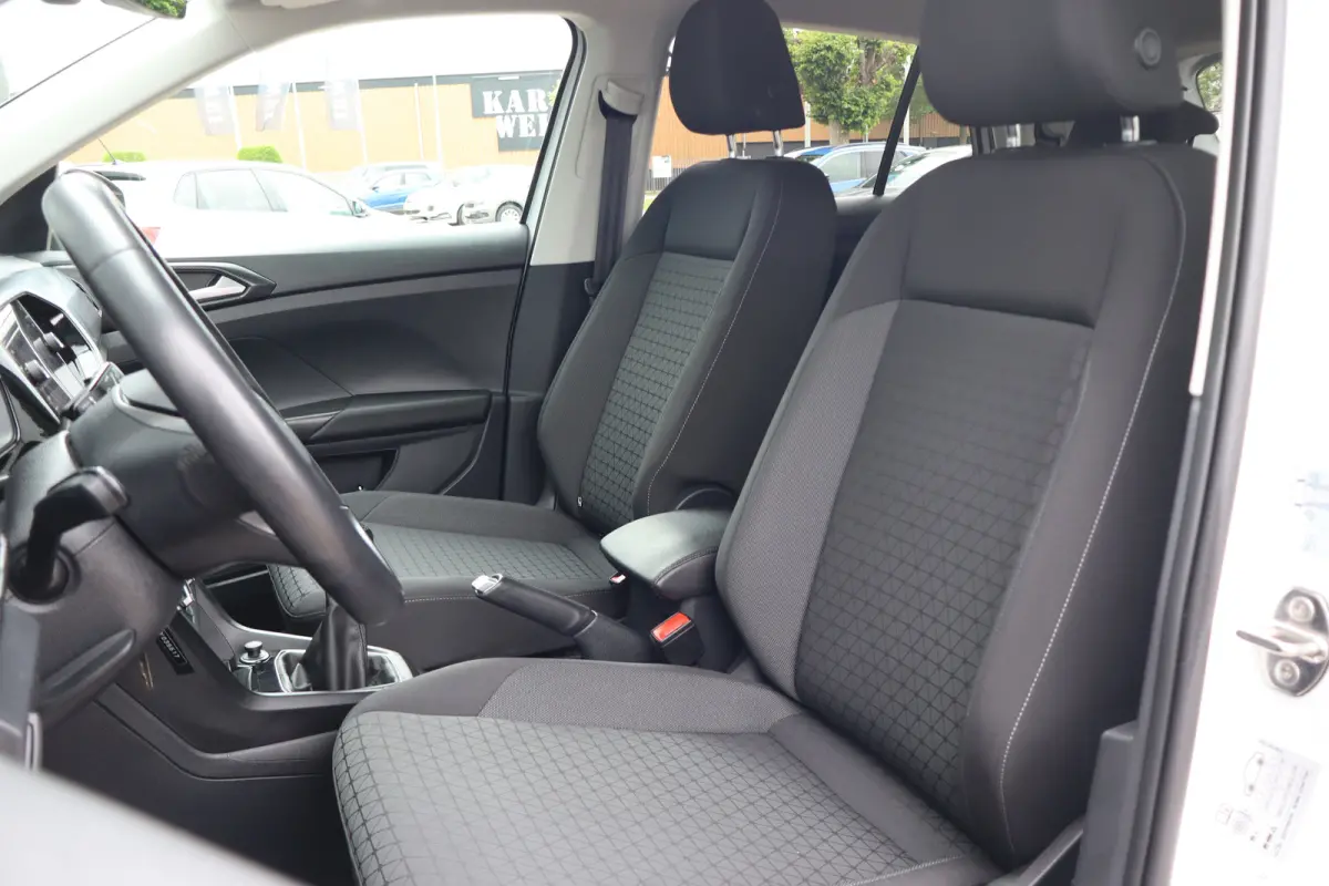 1.0 TSI Life 95PK | Airco | Buitenspiegels elektrisch verstel- en verwarmbaar | Cruise control adaptief