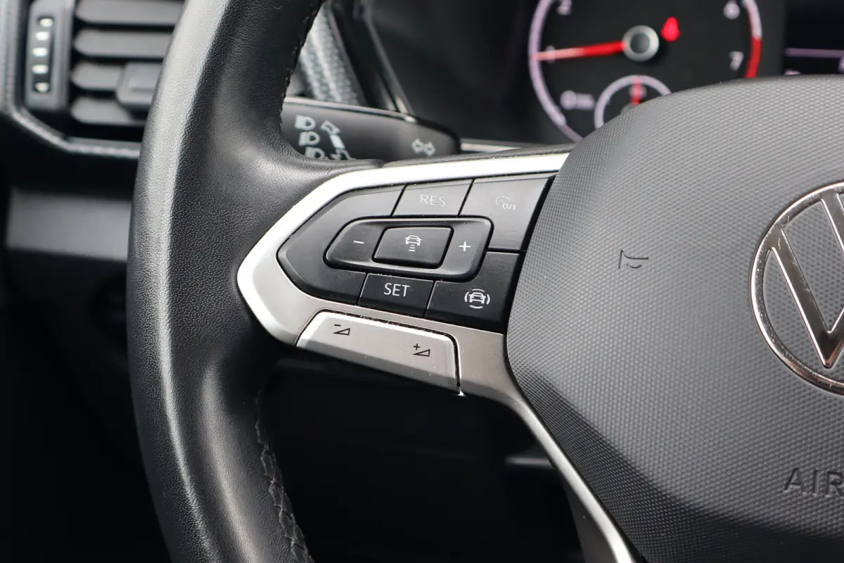 1.0 TSI Life 95PK | Airco | Buitenspiegels elektrisch verstel- en verwarmbaar | Cruise control adaptief
