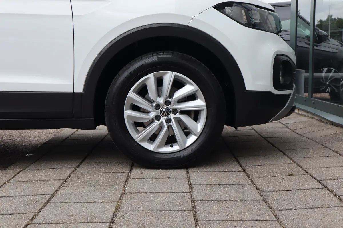 1.0 TSI Life 95PK | Airco | Buitenspiegels elektrisch verstel- en verwarmbaar | Cruise control adaptief