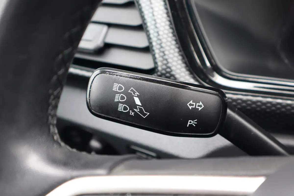 1.0 TSI Life 95PK | Airco | Buitenspiegels elektrisch verstel- en verwarmbaar | Cruise control adaptief