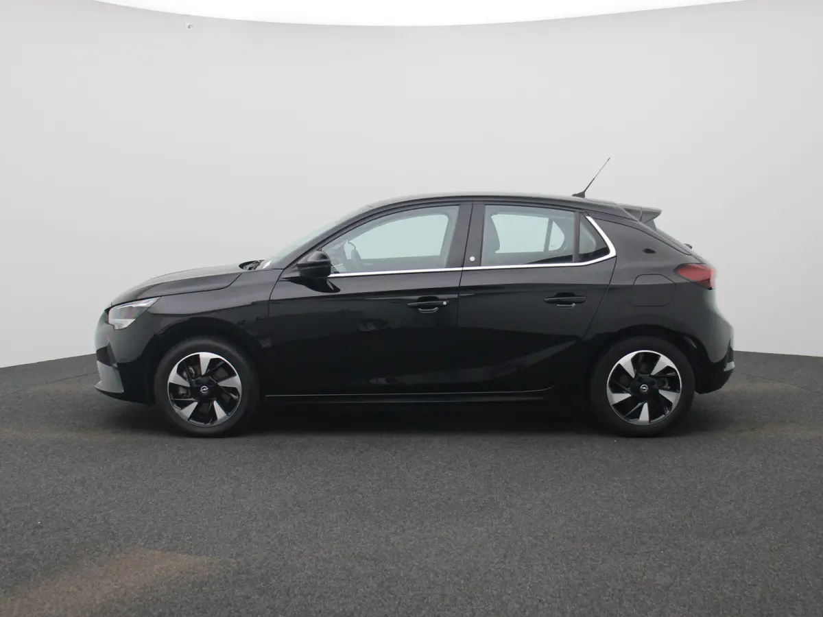 Electric 50 kWh | Apple Carplay / Android Auto | Virtual Cockpit | Cruise Control |