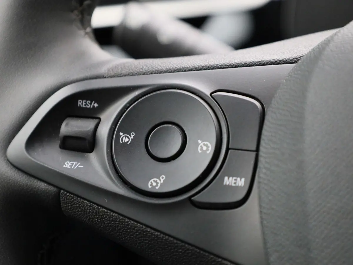 Electric 50 kWh | Apple Carplay / Android Auto | Virtual Cockpit | Cruise Control |
