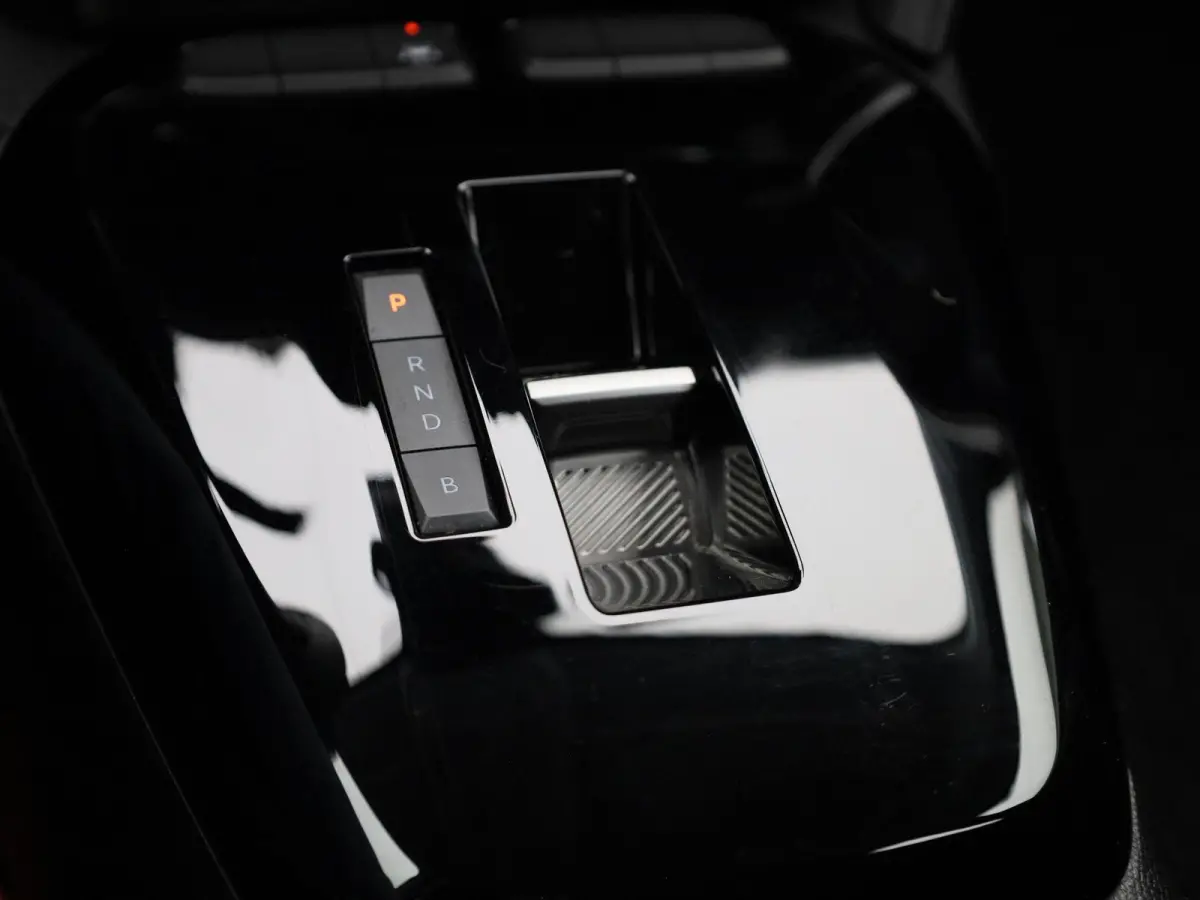 Electric 50 kWh | Apple Carplay / Android Auto | Virtual Cockpit | Cruise Control |