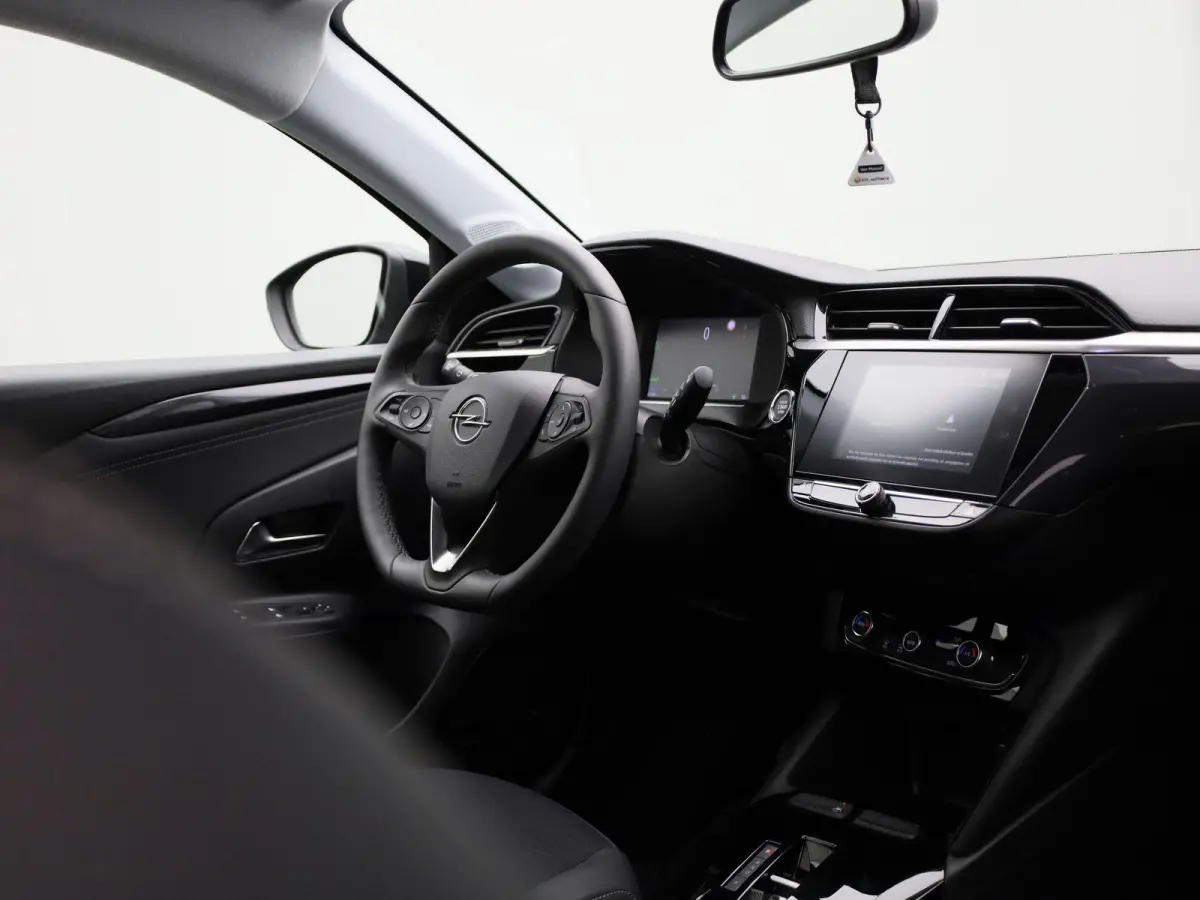 Electric 50 kWh | Apple Carplay / Android Auto | Virtual Cockpit | Cruise Control |
