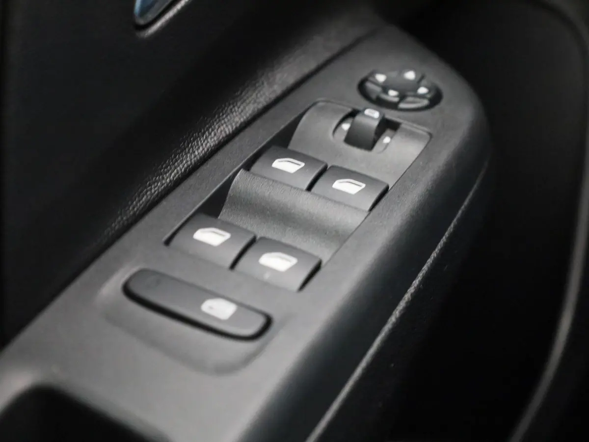 Electric 50 kWh | Apple Carplay / Android Auto | Virtual Cockpit | Cruise Control |