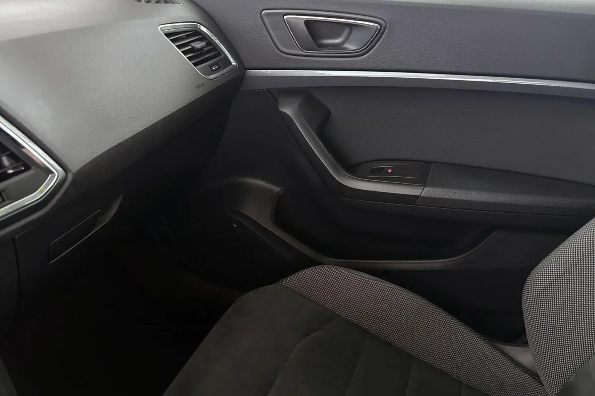 1.5 TSI Style Business Intense Automaat Trekhaak Stoelverwarming Virtual Dodehoek