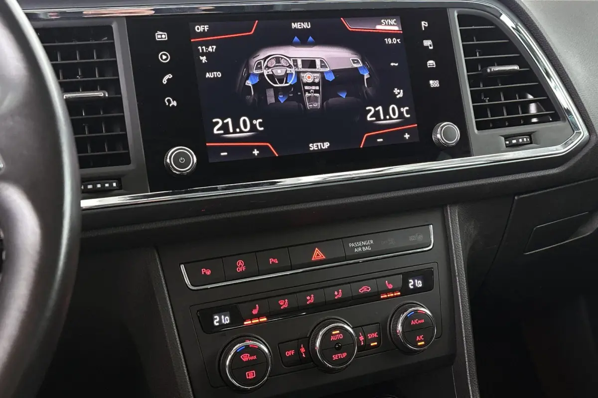 1.5 TSI Style Business Intense Automaat Trekhaak Stoelverwarming Virtual Dodehoek