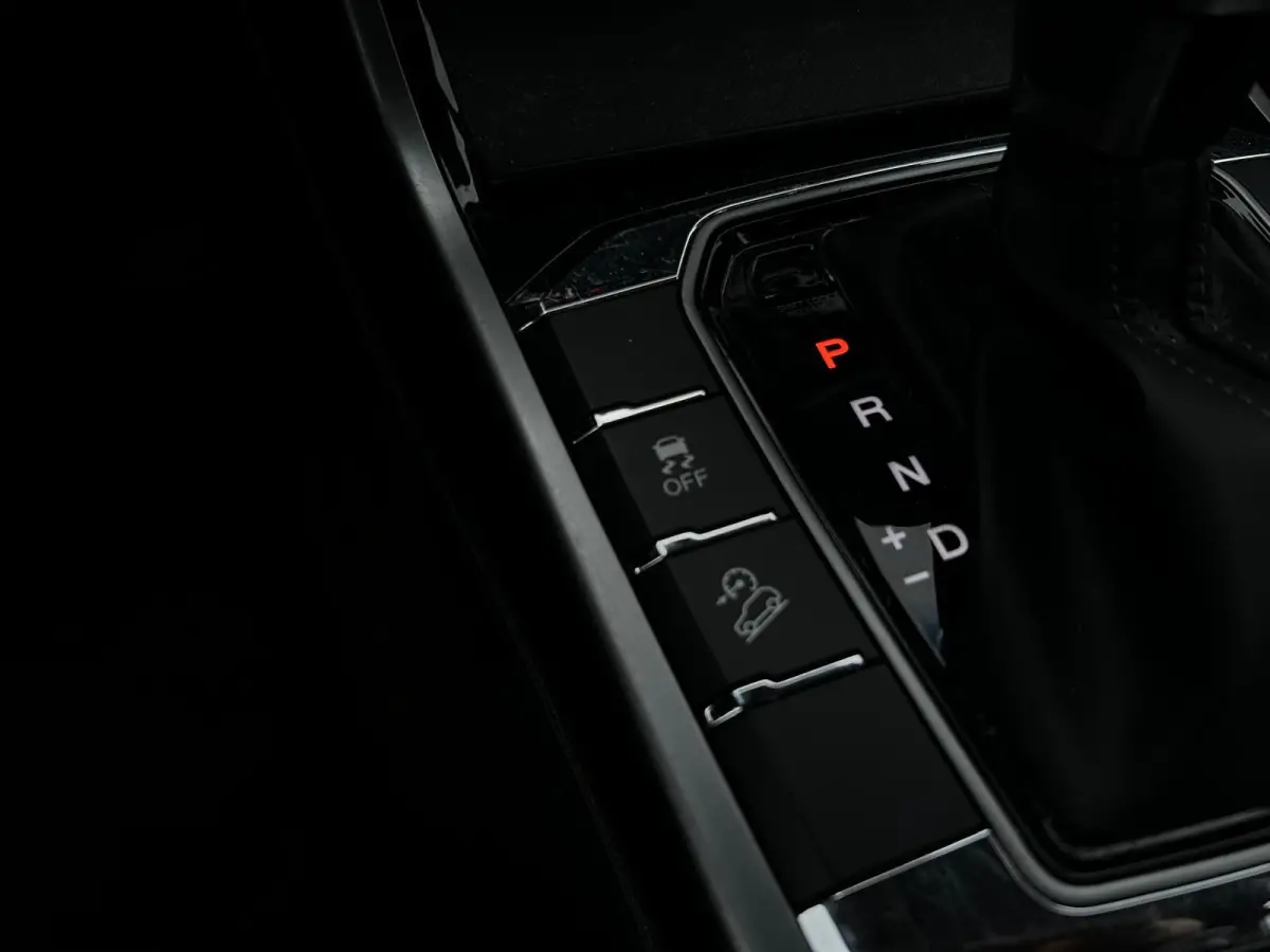 1.5 T-GDI 2WD Amber, Automaat,th, carplay,camera,