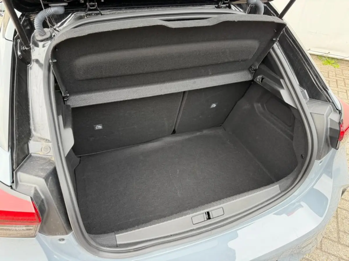 1.2 Turbo 145PK Hybrid GS-Line Luxe met Navi/Camera, Climate controle, Dodehoek