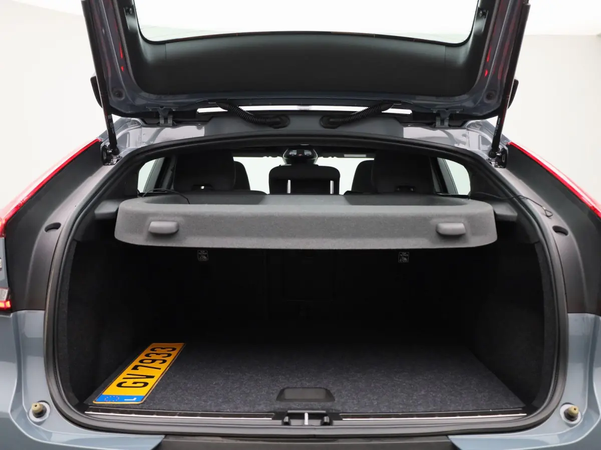 Recharge Core | 69kWh | Apple Carplay / Android Auto | LED Koplampen | Stoel/Stuurverwarming | Virtual Cockpit | Camera |