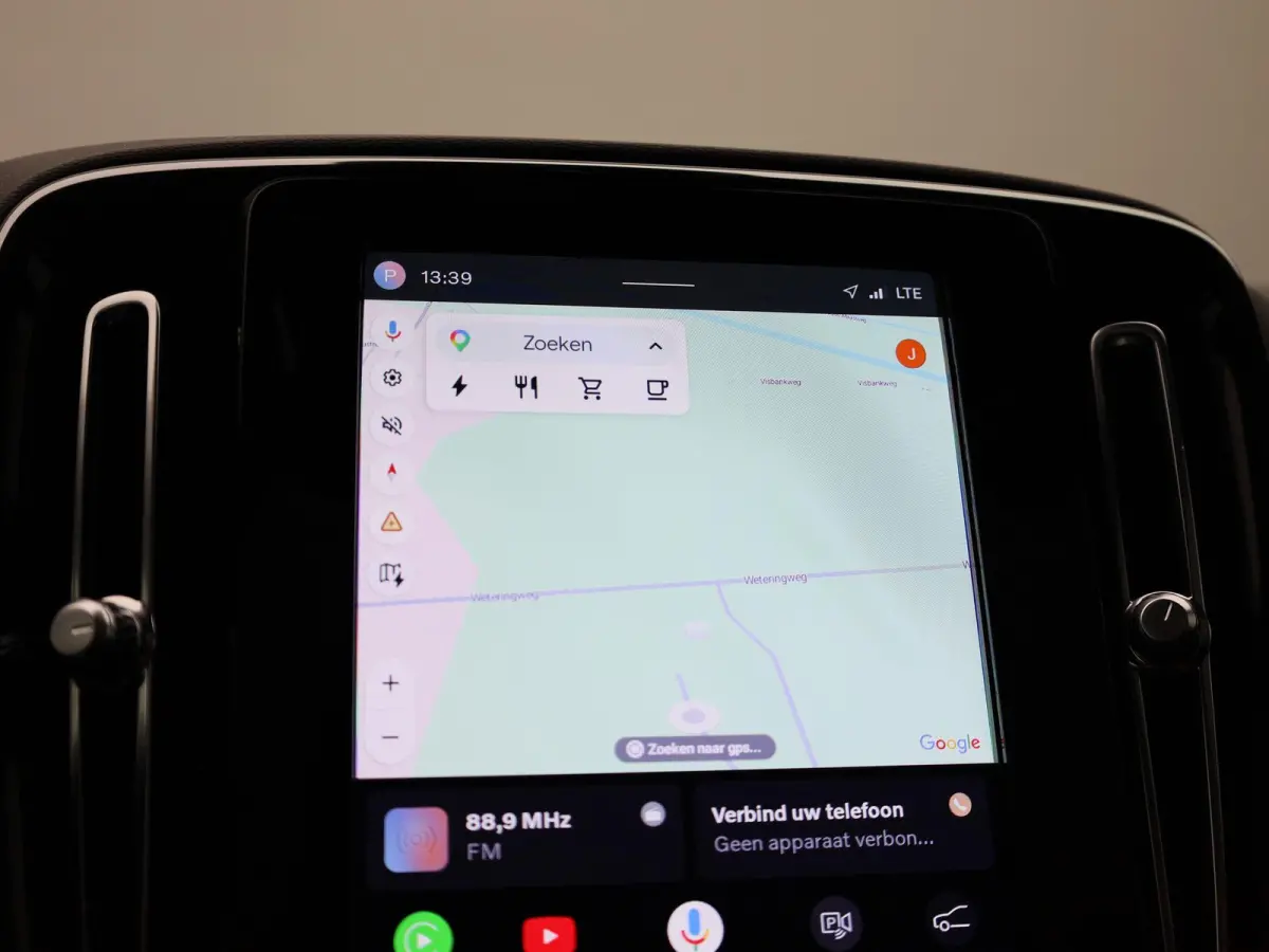 Recharge Core | 69kWh | Apple Carplay / Android Auto | LED Koplampen | Stoel/Stuurverwarming | Virtual Cockpit | Camera |