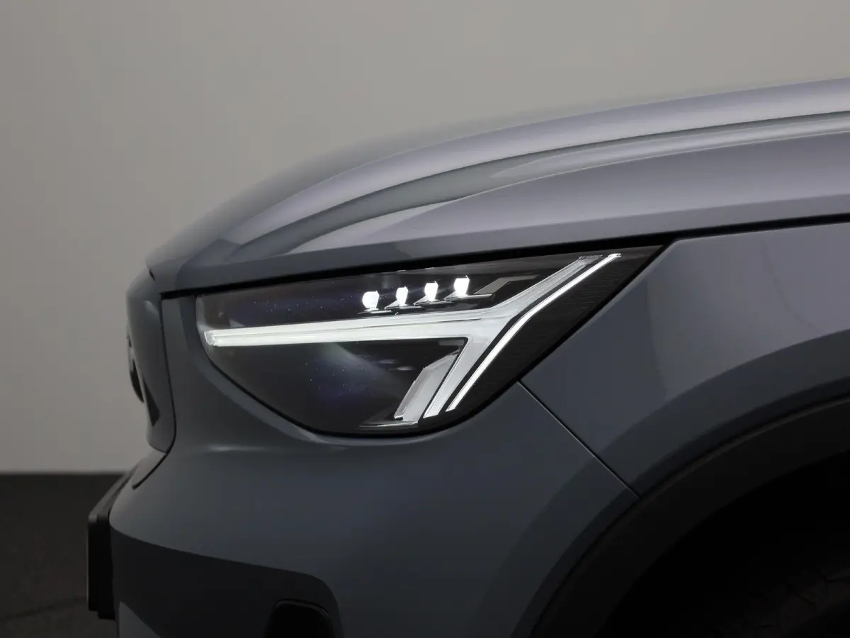 Recharge Core | 69kWh | Apple Carplay / Android Auto | LED Koplampen | Stoel/Stuurverwarming | Virtual Cockpit | Camera |