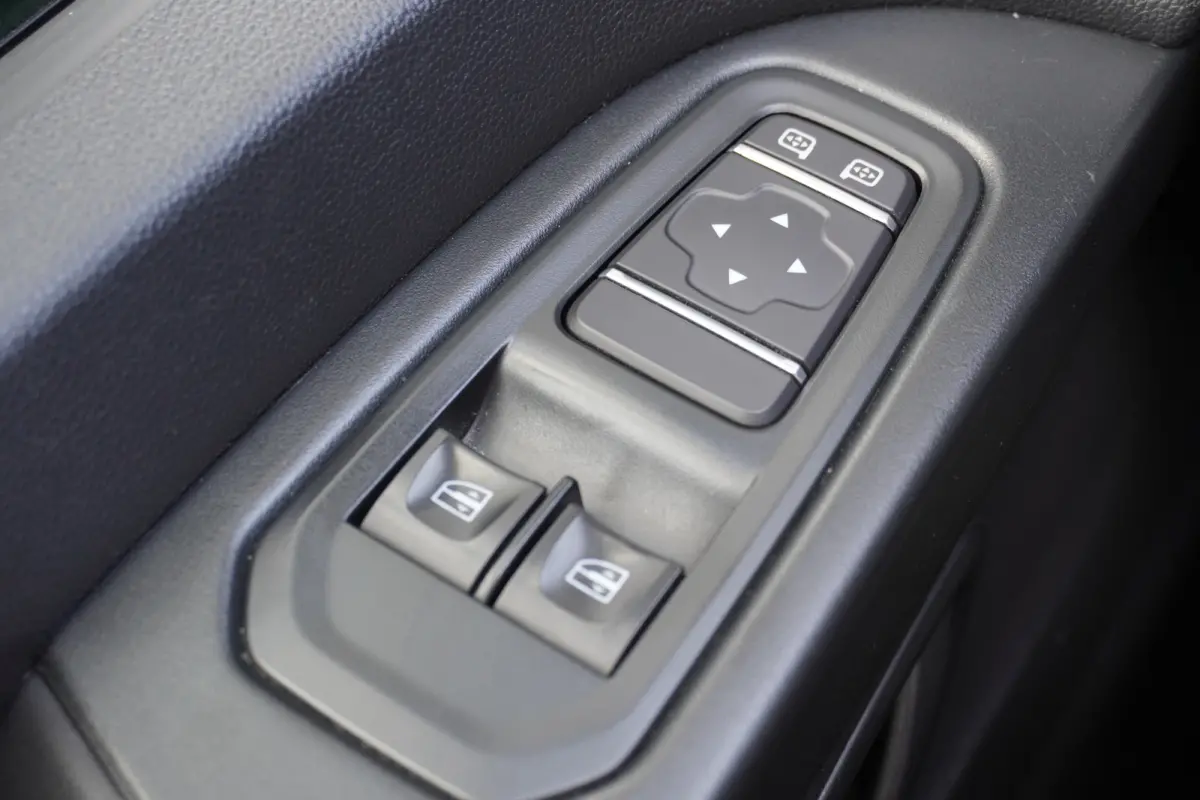 2.0 dCi 110PK EURO 6 - Airco - Navi - Cruise - €15.900,- Excl.