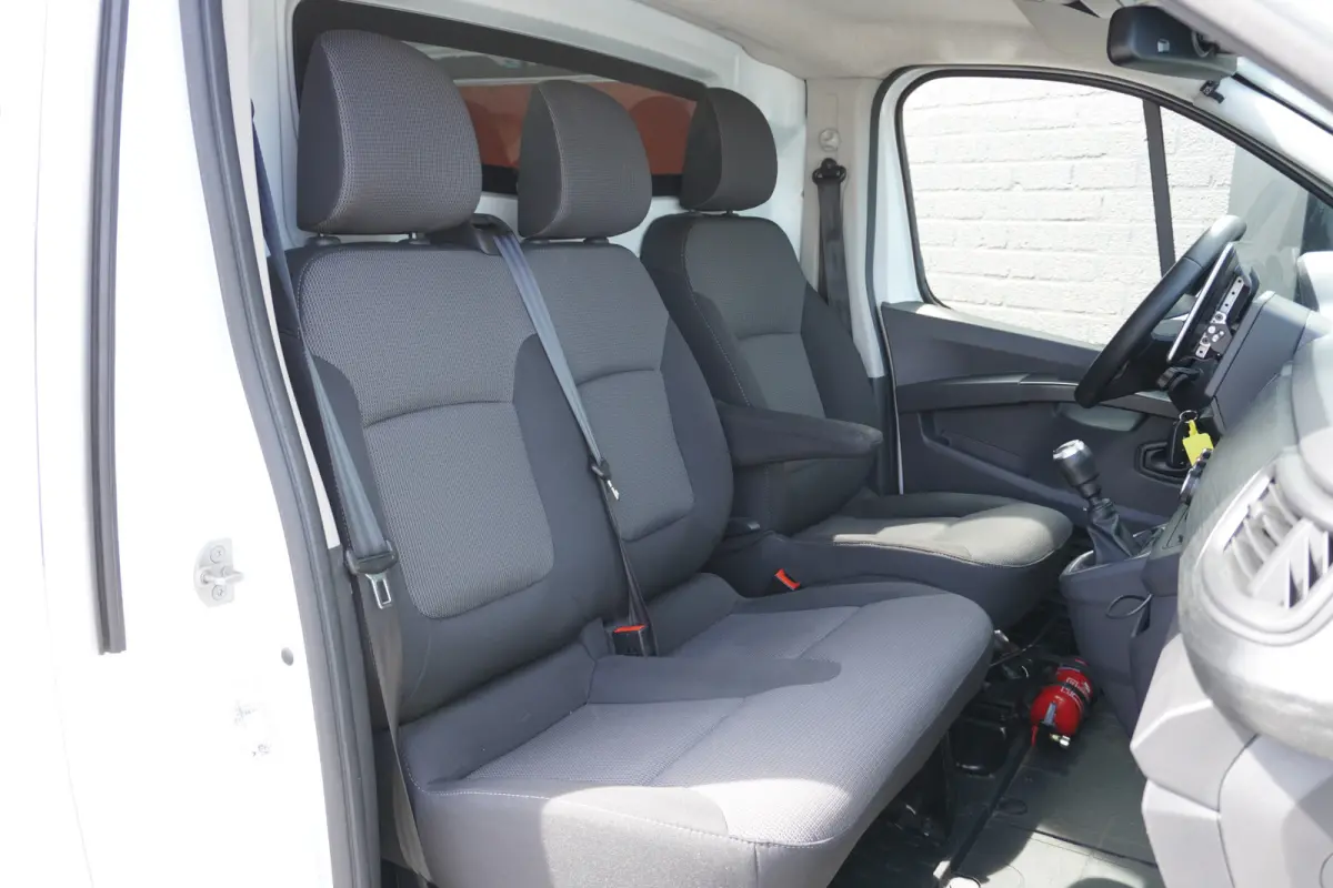 2.0 dCi 110PK EURO 6 - Airco - Navi - Cruise - €15.900,- Excl.