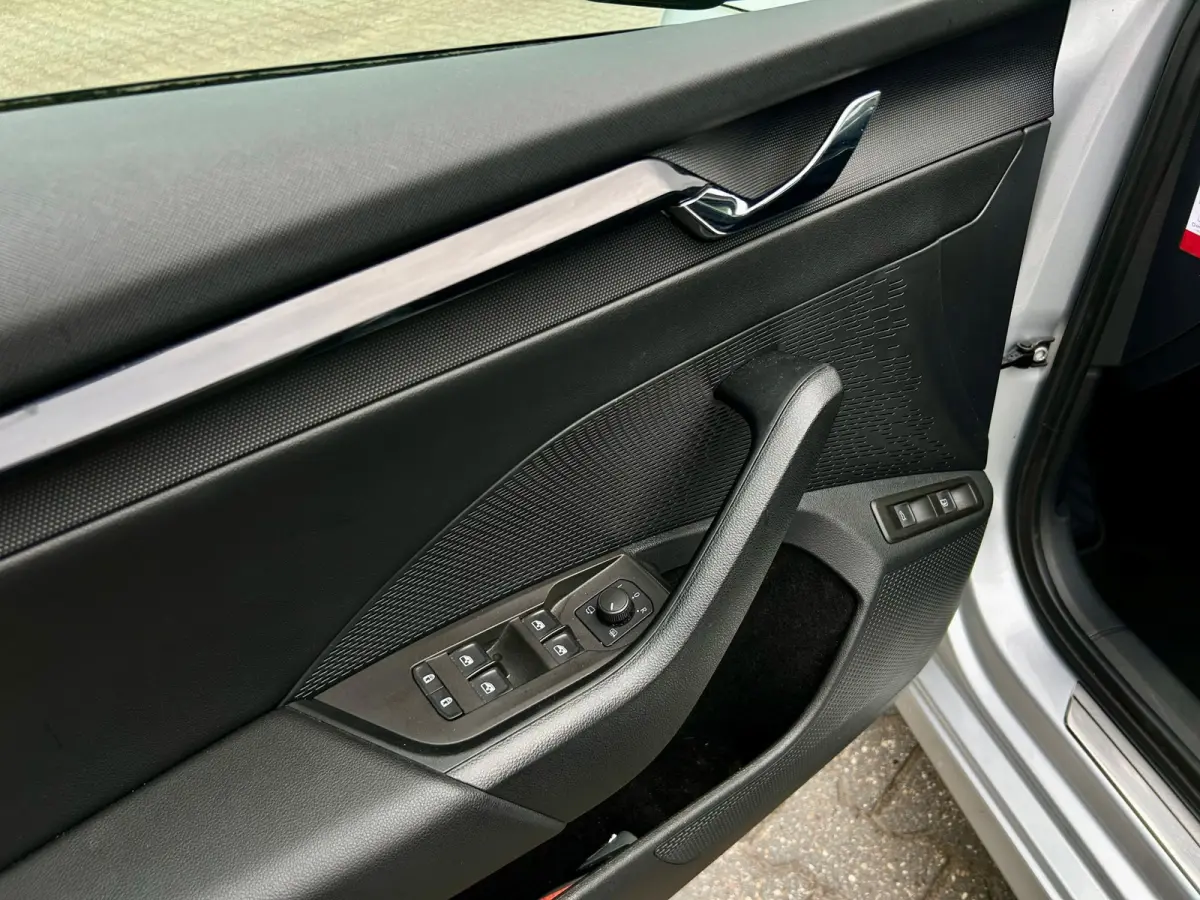 1.4 TSI iV PHEV Business Edition