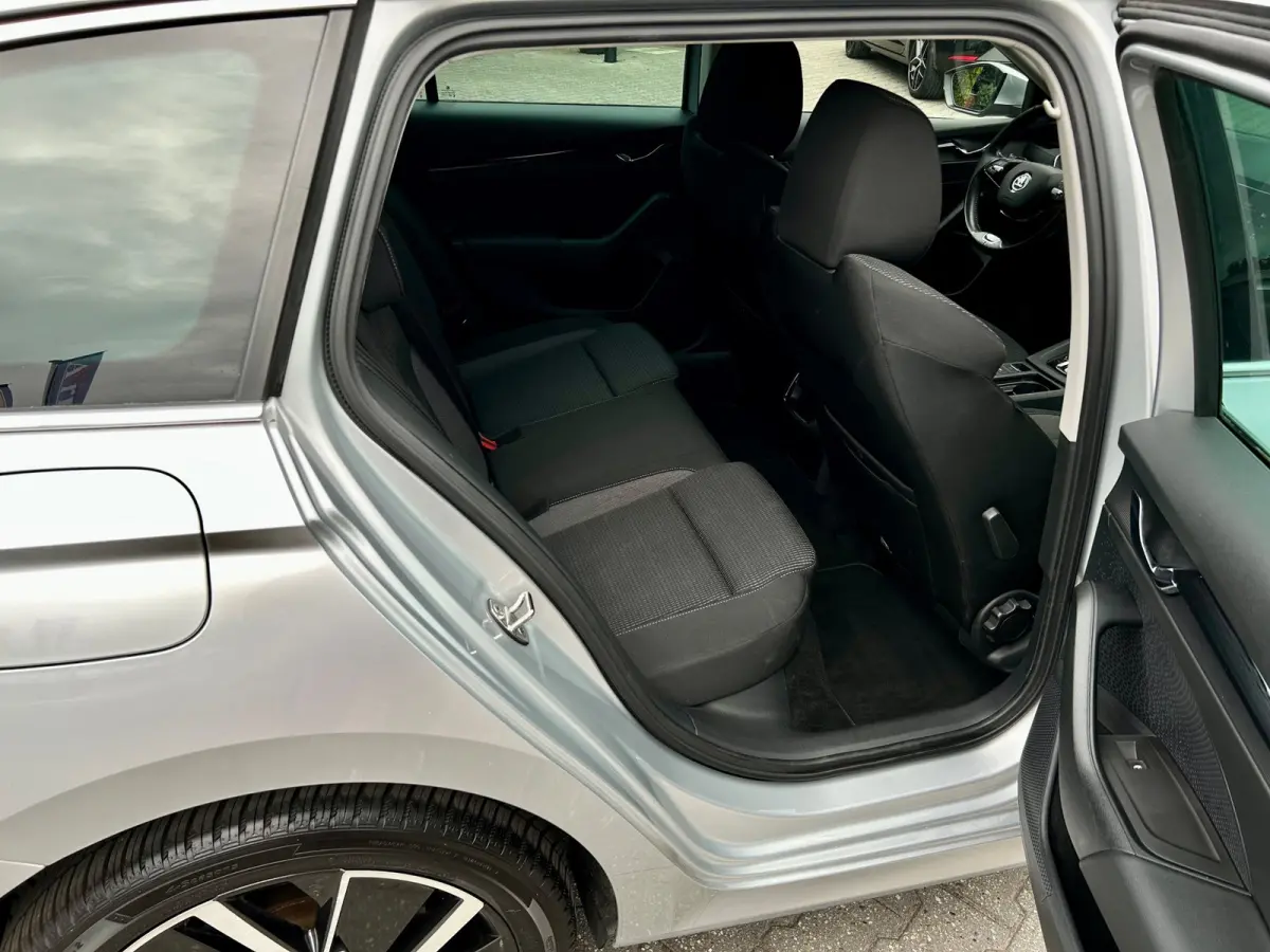 1.4 TSI iV PHEV Business Edition
