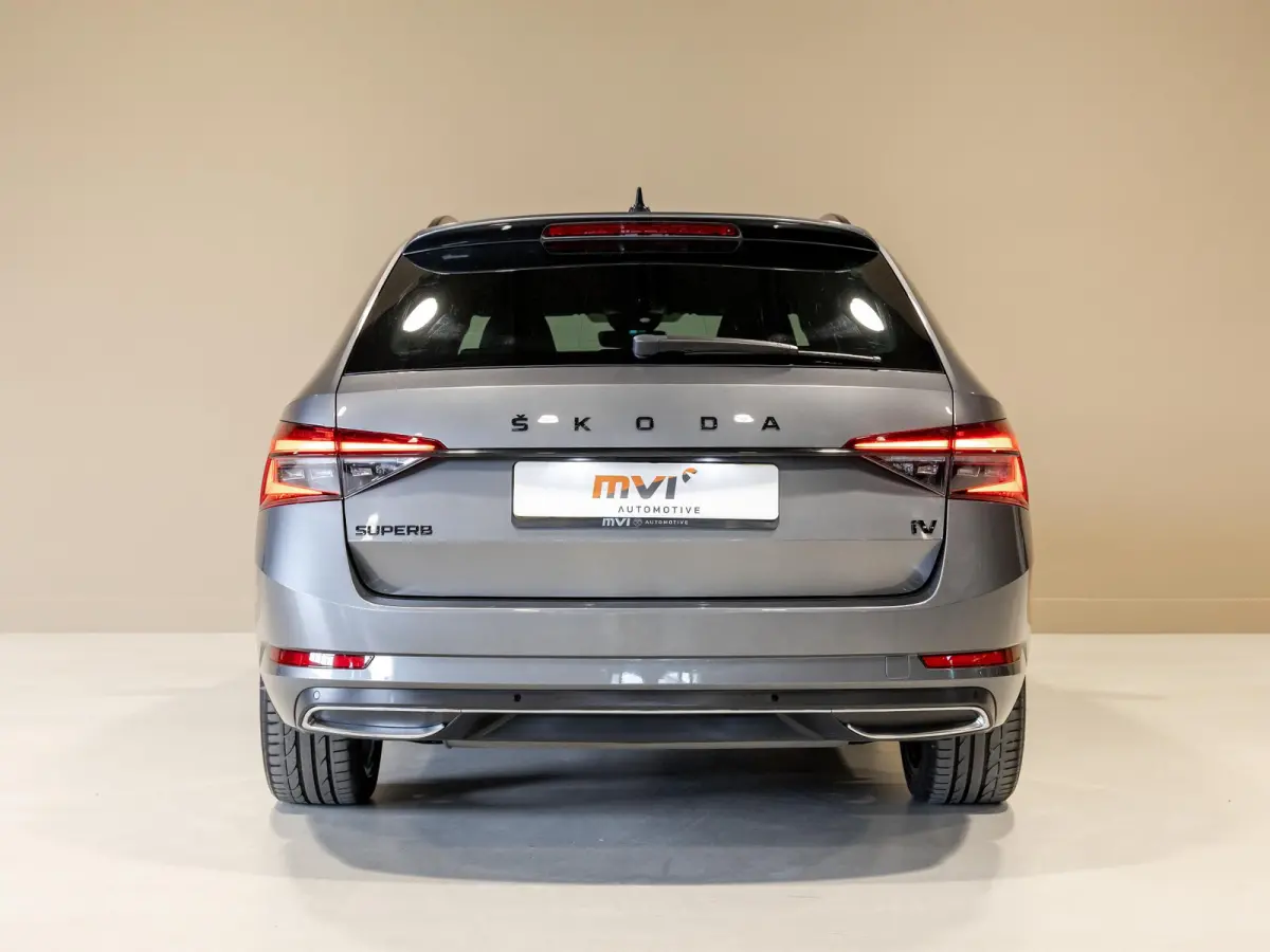 1.4 TSI iV Sportline Business / 218pk / Trekhaak / Stoel en stuur verwarming /
