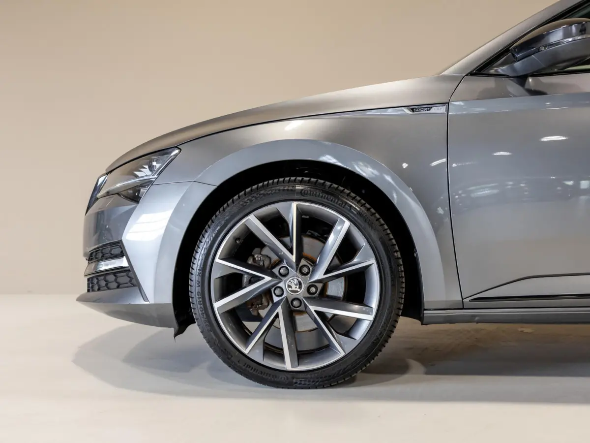 1.4 TSI iV Sportline Business / 218pk / Trekhaak / Stoel en stuur verwarming /