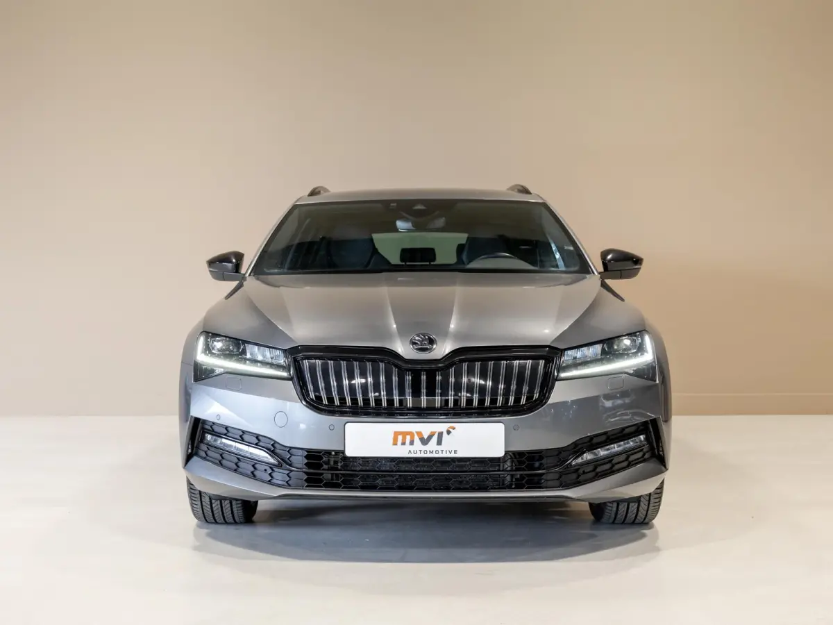 1.4 TSI iV Sportline Business / 218pk / Trekhaak / Stoel en stuur verwarming /