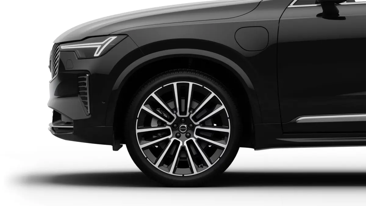 2.0 T8 Plug-in hybrid AWD Ultra Bright Exec. Ed. | Aluminium interieur afwerking | Bowers & Wilkins audiosysteem | Elektrisch glazen panorama-dak | Lichtmetalen velgen 7-spaaks 22" | Luchtve