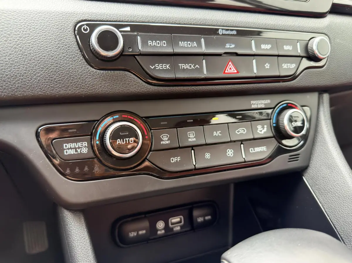 1.6 GDi Hybrid ExecutiveLine 1e eig|Carplay|Trekhaak|Dealer OH|NL Auto|Camera